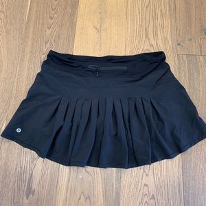 Lululemon tennis/running skirt with shorts